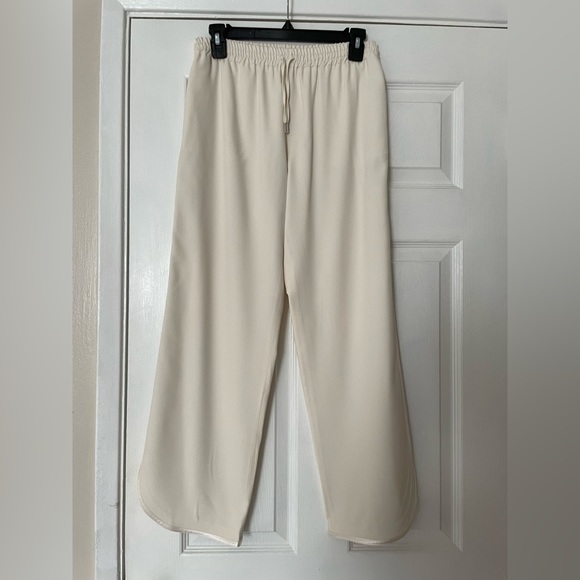 Ermanno Scervino Beige Pull Up  Relaxed Fit Pants Size 40 Small - Picture 1 of 11